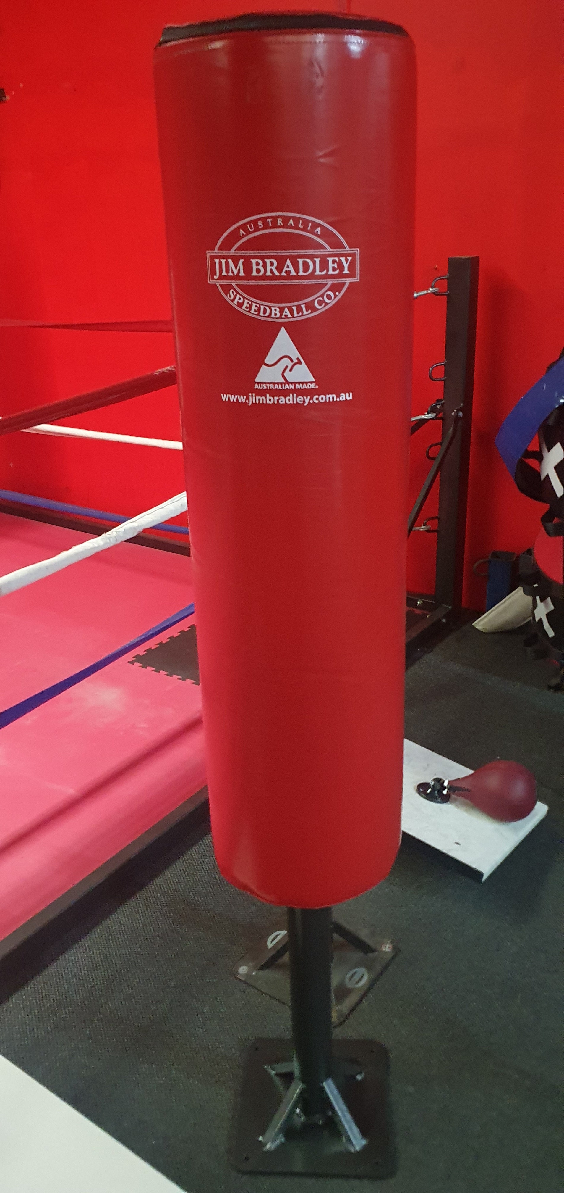 Floor Mounted Kick Bag – Jim Bradley Speedball - Main Image